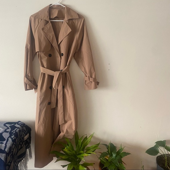 Brand new trench coat - Picture 7 of 11
